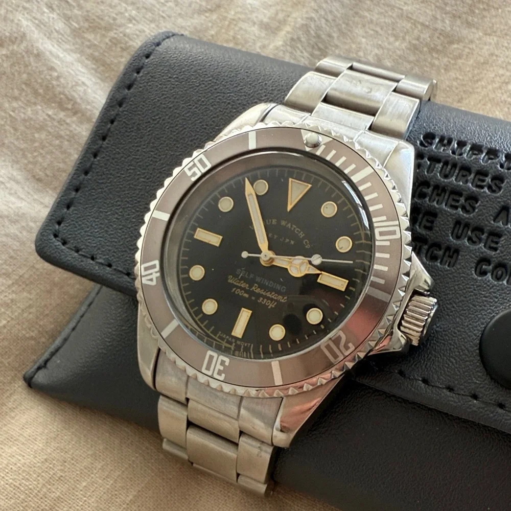 Vague Watch Co. - Men's Stainless Steel Diver Watch - Black Dial - Gray Bezel